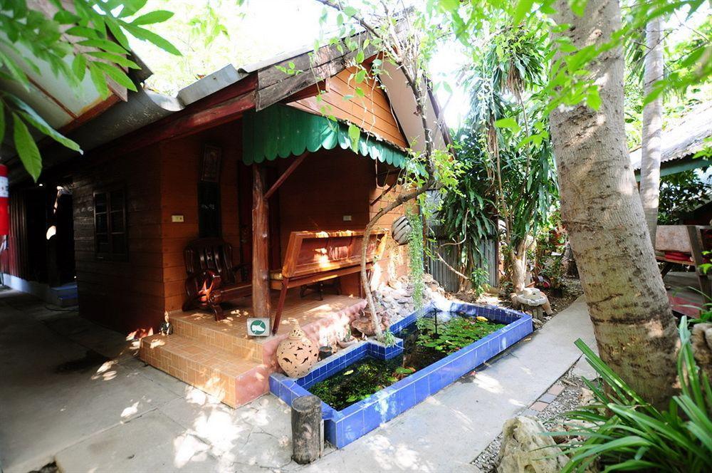 Sukhothai Guest House Экстерьер фото
