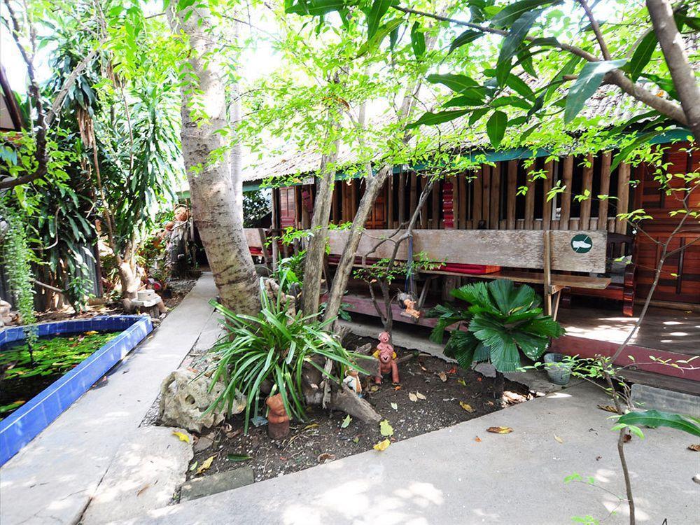 Sukhothai Guest House Экстерьер фото
