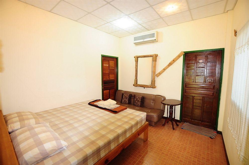 Sukhothai Guest House Экстерьер фото