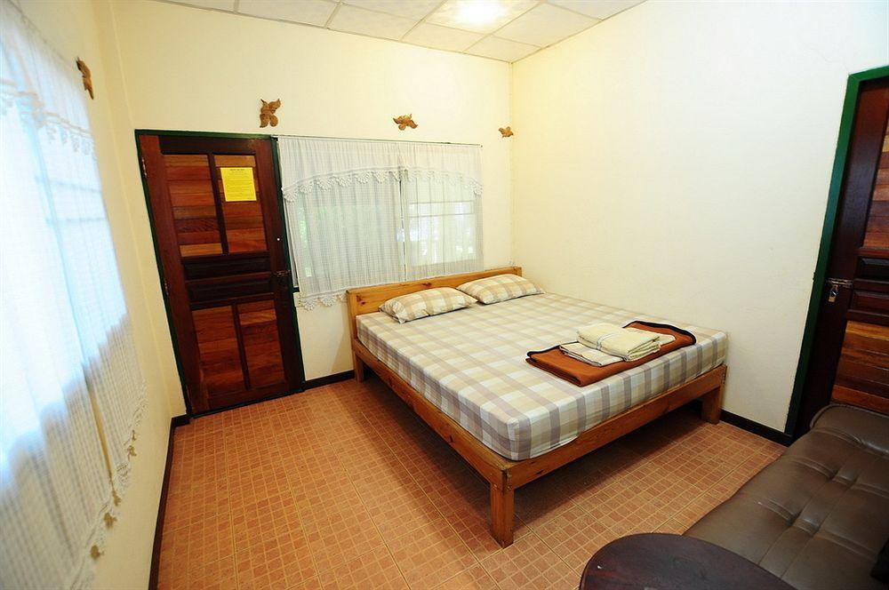 Sukhothai Guest House Экстерьер фото