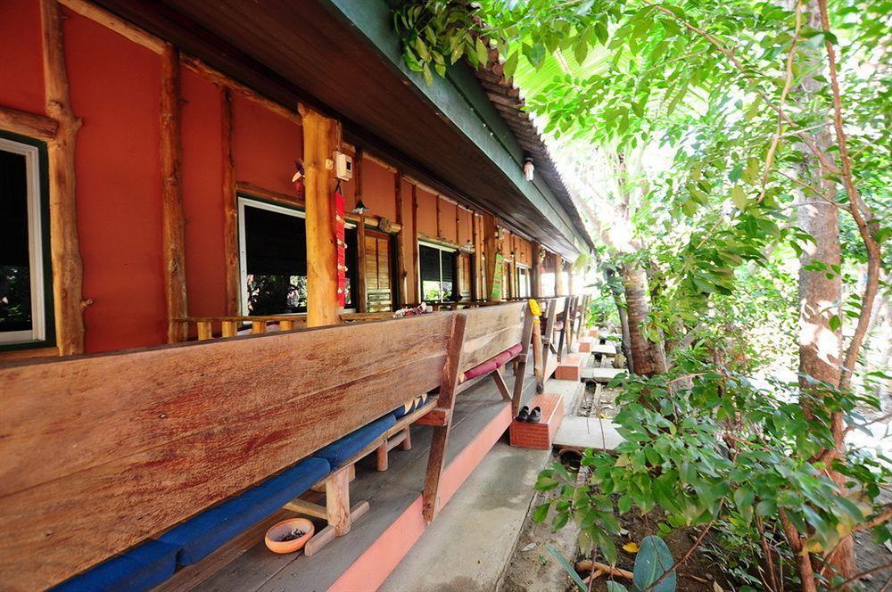 Sukhothai Guest House Экстерьер фото