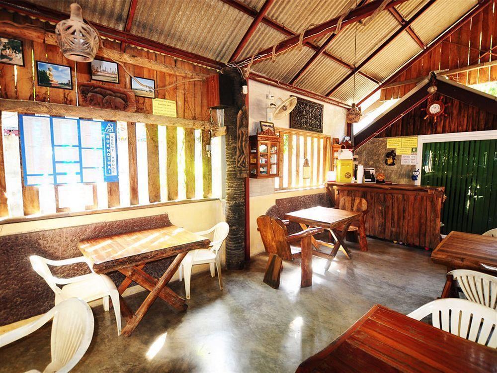 Sukhothai Guest House Экстерьер фото