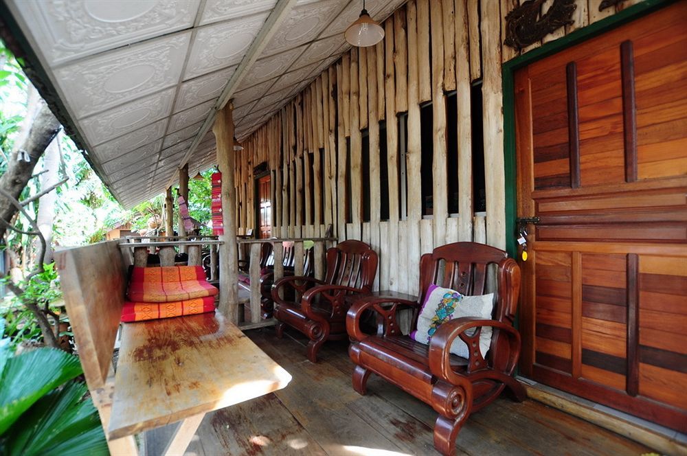 Sukhothai Guest House Экстерьер фото